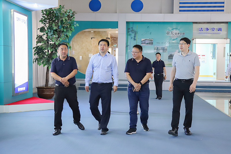 德州市政府黨組成員、副市長陳海明蒞臨亞太集團(tuán)參觀調(diào)研