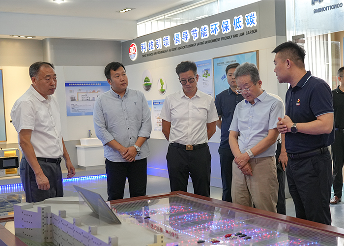 中國工業(yè)節(jié)能與清潔生產(chǎn)協(xié)會節(jié)水與水處理分會領(lǐng)導(dǎo)蒞臨亞太集團(tuán)參觀考察